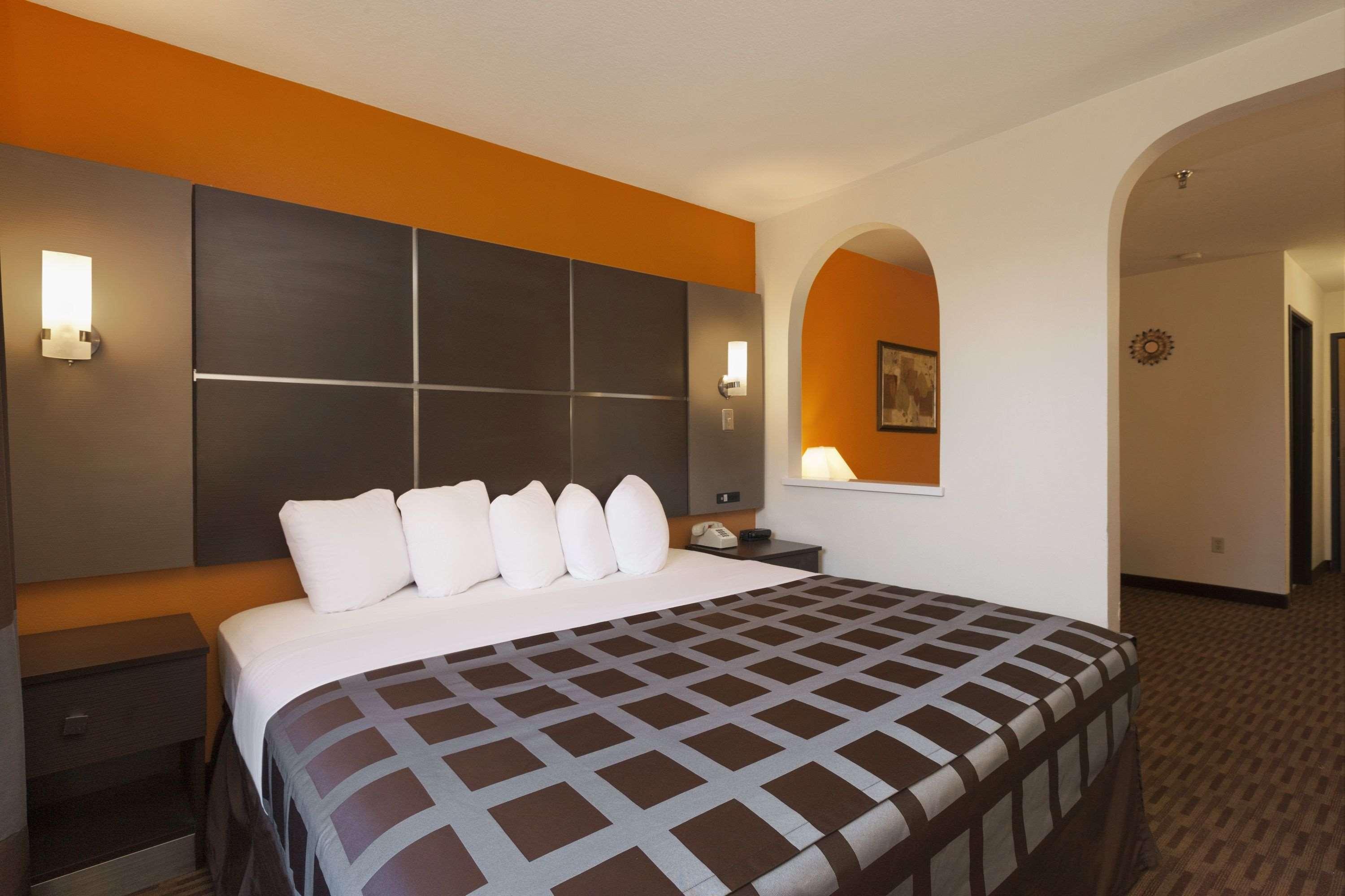 Days Inn By Wyndham Los Lunas Exterior foto